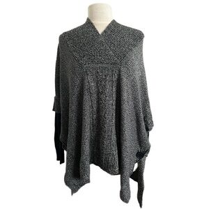 Quinn V Neck Sweater Size Small